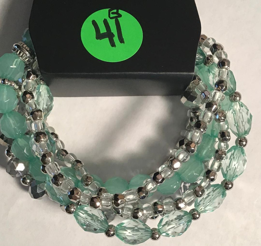 Green and clear bead bracelet