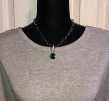 Load image into Gallery viewer, SHE SPARKLES ON - Green Necklace
